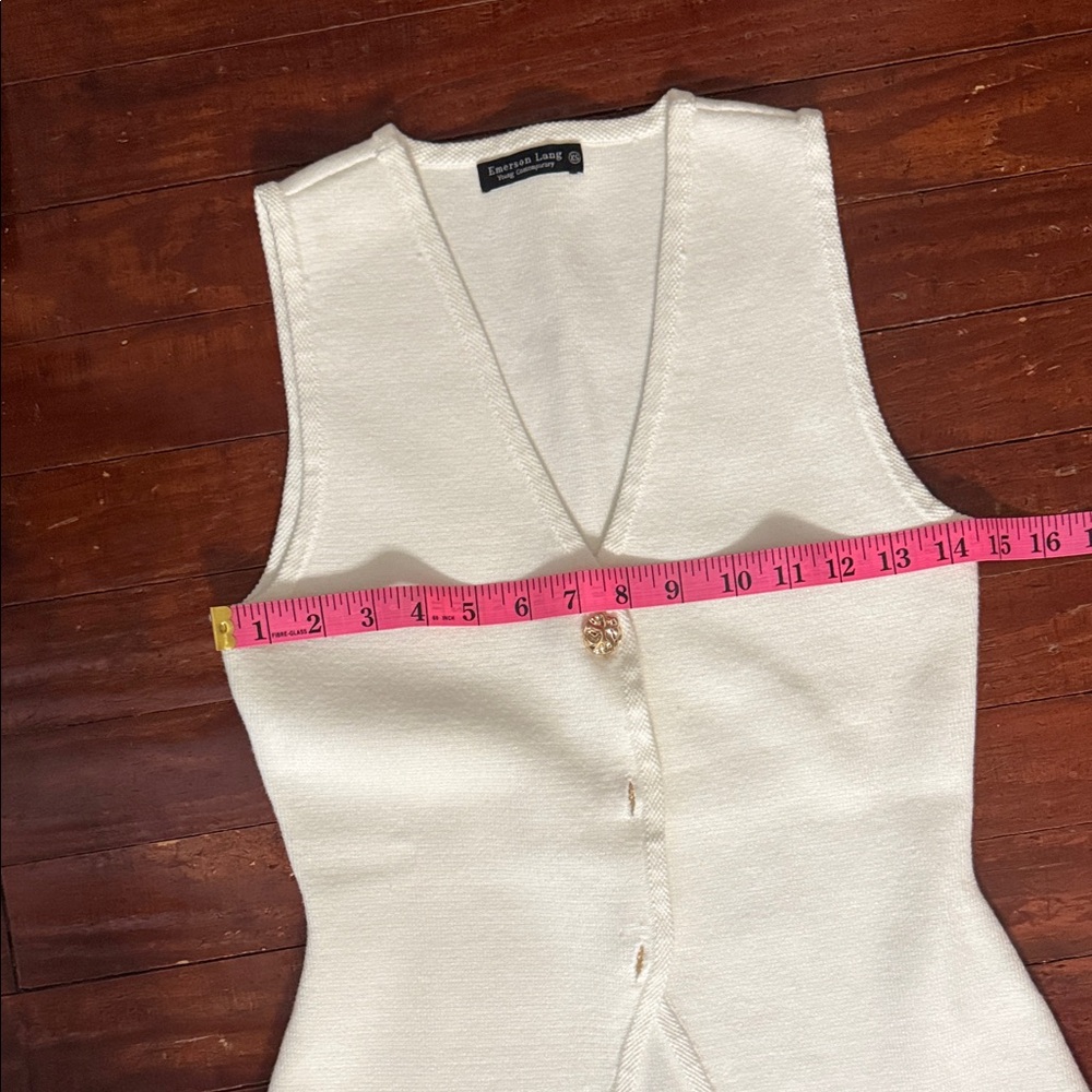 Emerson Lang Elegant White Sleeveless Button-Down Sweater Vest NWT - Picture 6 of 8
